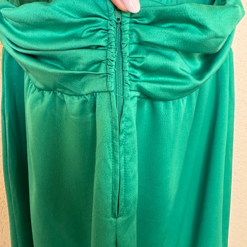 Chic Green Halter Maxi Dress - Picture 8 of 10